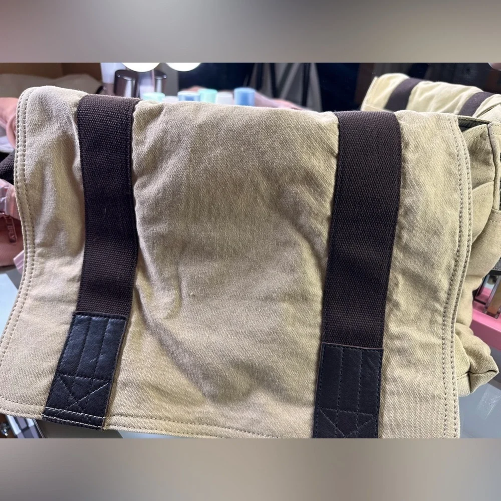 NWT JR Ranger EW Laptop cream brown Bag